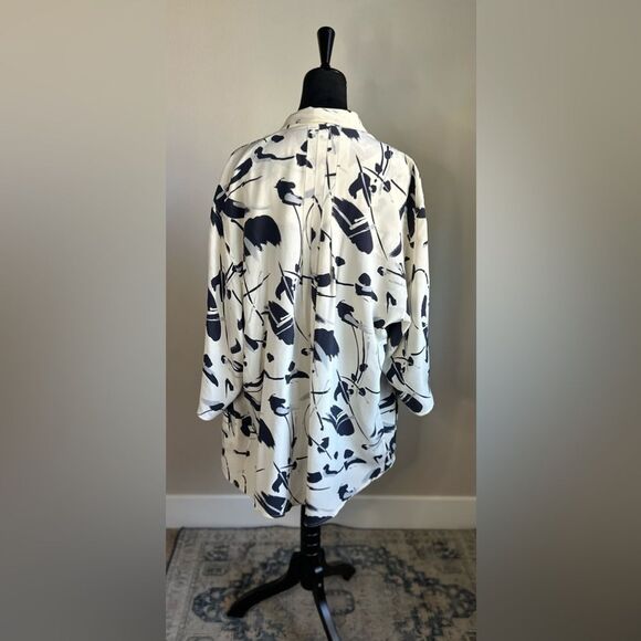 Basile Made In Italy Women's Cut 100% Silk Open Front Kimono Style Cardigan O/S - Picture 2 of 8